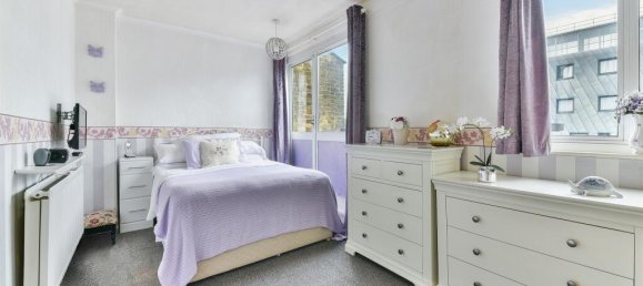 2 bedrooms Maisonette in London, United Kingdom No. 9902 16