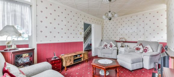 2 bedrooms Maisonette in London, United Kingdom No. 9902 21