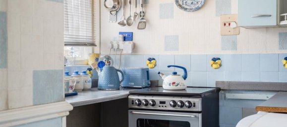 2 bedrooms Maisonette in London, United Kingdom No. 9902 29