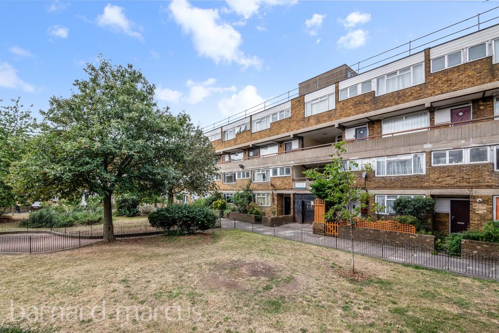 2 bedrooms Maisonette in London, United Kingdom No. 9902