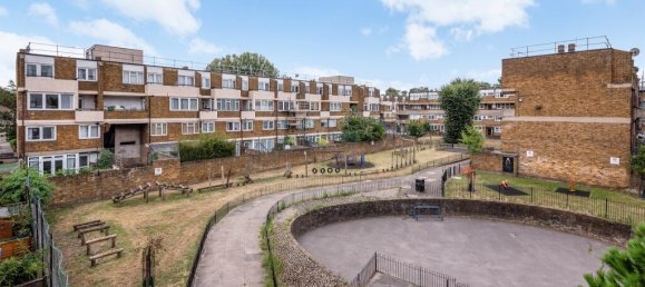 2 bedrooms Maisonette in London, United Kingdom No. 9902 26