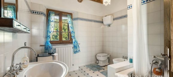 3 Schlafzimmer Haus in Cortona, Italy, Nr. 55566 24