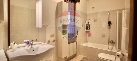 2غرفة شقة في Brembate, Italy رقم 26325 14