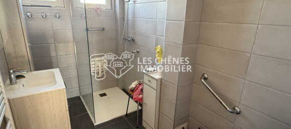 3 bedrooms House in Saint-Privat-la-Montagne, France No. 230744 2