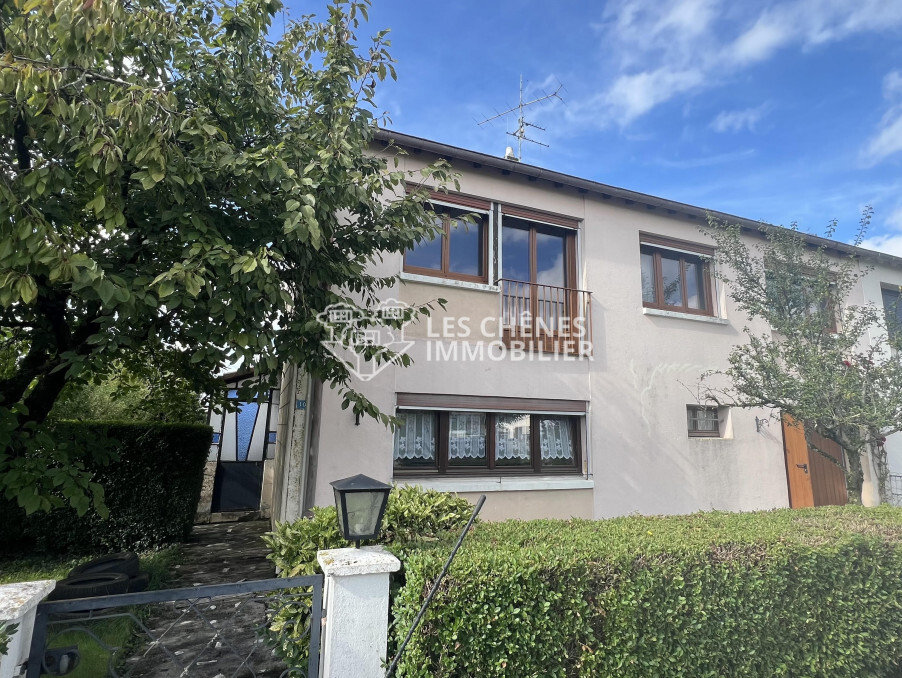 3 bedrooms House in Saint-Privat-la-Montagne, France No. 230744