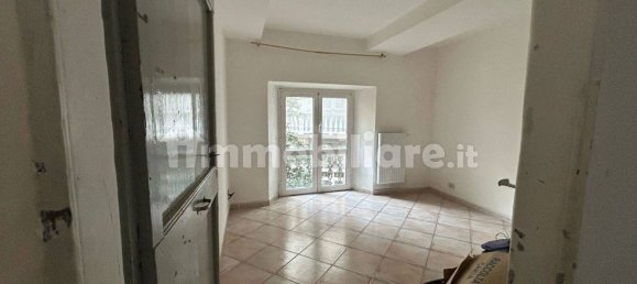 Apartamento T2 em Vado Ligure, Italy N.º 99101 6