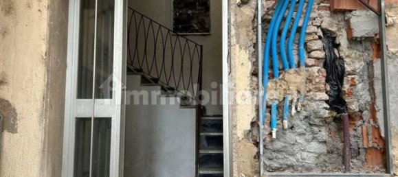 Apartamento T2 em Vado Ligure, Italy N.º 99101 2