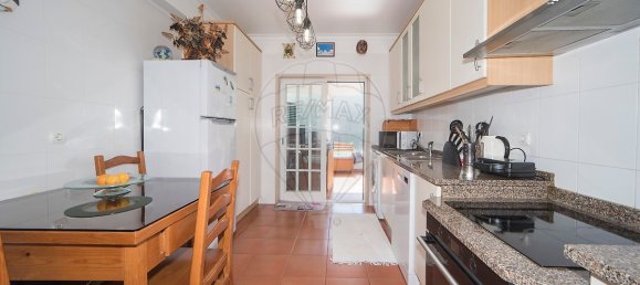 3 bedrooms House in Ericeira, Portugal No. 51523 5