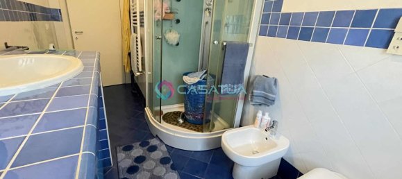 Квартира с 4 комнатами в Читта Сант Анджело, Италия № 41233 25