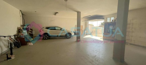 Квартира с 4 комнатами в Читта Сант Анджело, Италия № 41233 33