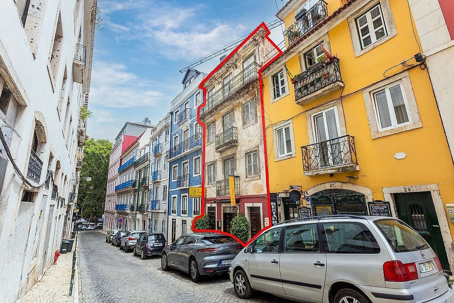 Edificio en Lisbon, Portugal 450 m² No. 227021