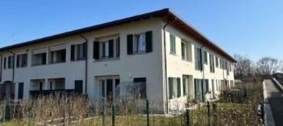 3 rooms Apartment in Cuggiono, Italy No. 116861 3