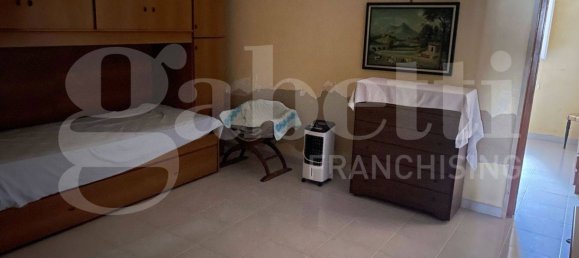 Квартира с 2 спальнями в Барлетта, Италия № 271463 8