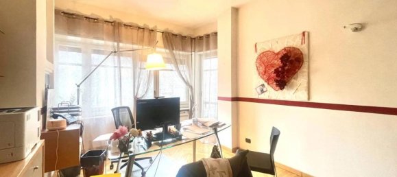 6 rooms Apartment in Turin, Italy No. 30706 17