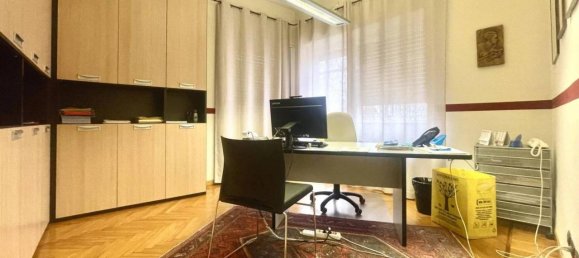 6 rooms Apartment in Turin, Italy No. 30706 16