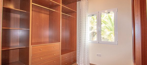 2 bedrooms House in Alicante, Spain No. 12652 5