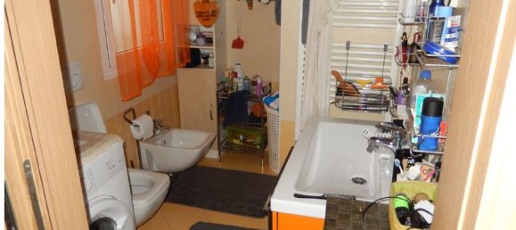 Apartamento de 4 habitaciónes en Ferrara, Italy No. 25136 57