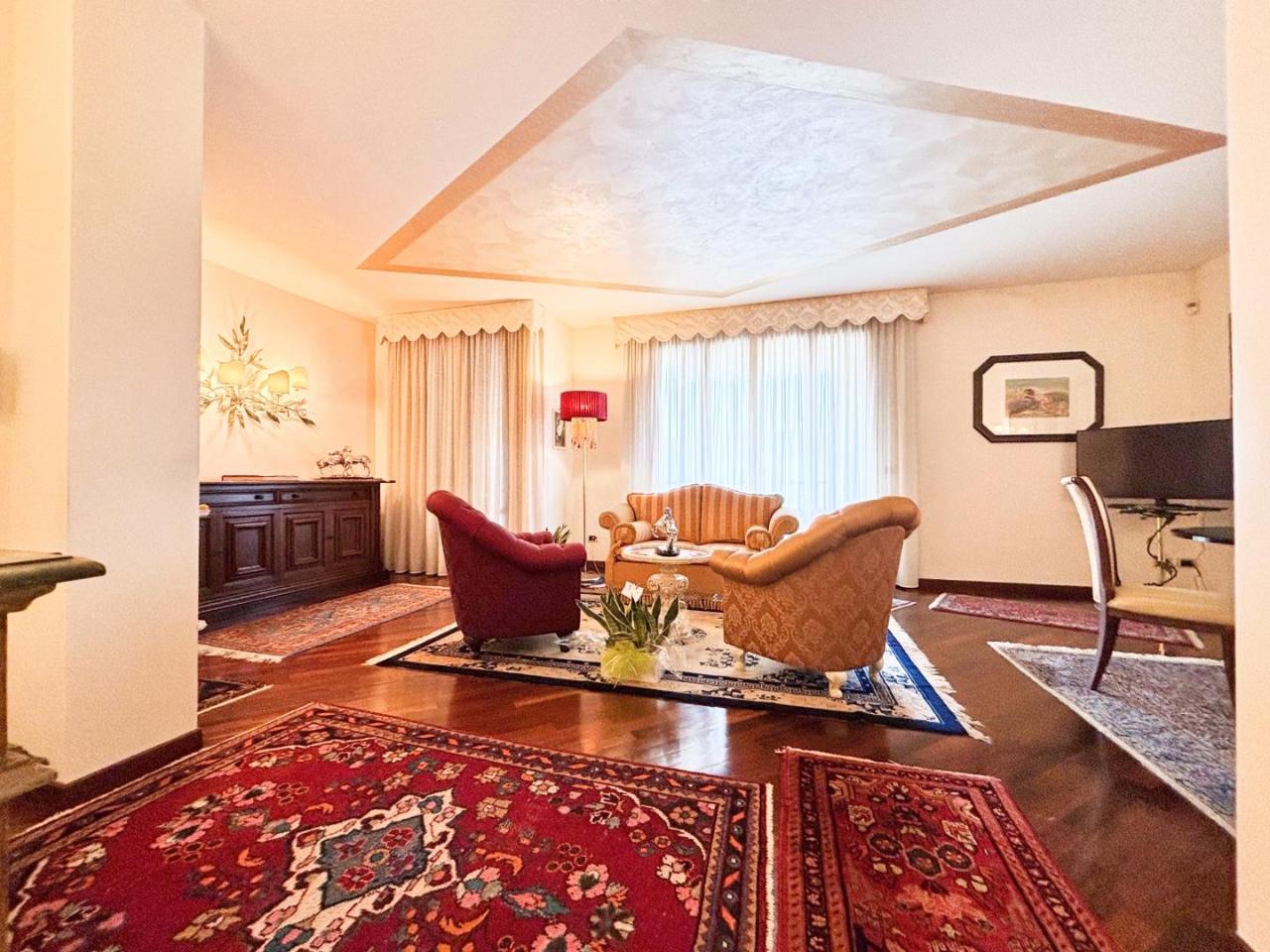 5-Zimmer Wohnung in Empoli, Italy, Nr. 140172