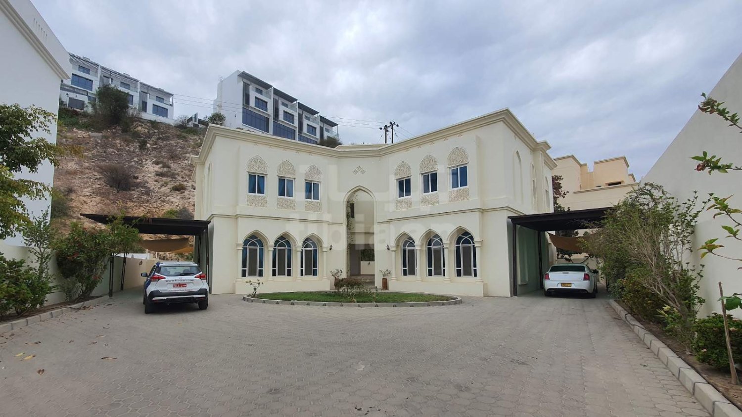 4 bedrooms Property in Muscat, Oman No. 531