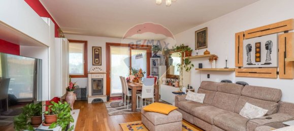 3 Schlafzimmer Wohnung in Albignasego, Italy, Nr. 373402 4