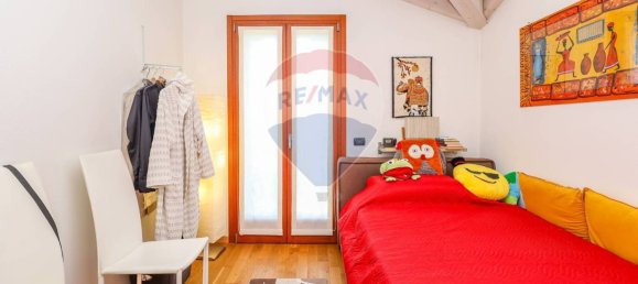 3 Schlafzimmer Wohnung in Albignasego, Italy, Nr. 373402 17