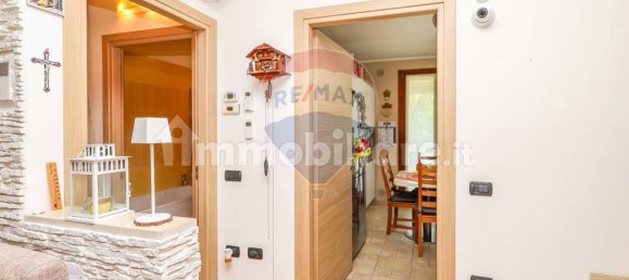 3 Schlafzimmer Wohnung in Albignasego, Italy, Nr. 373402 8