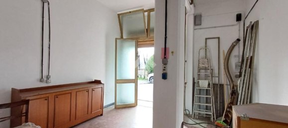 36m² Garage in Busalla, Italy No. 39200 14