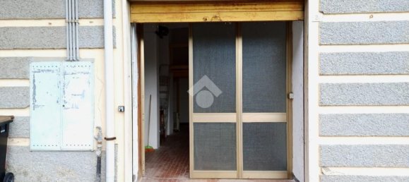 36m² Garage in Busalla, Italy No. 39200 4