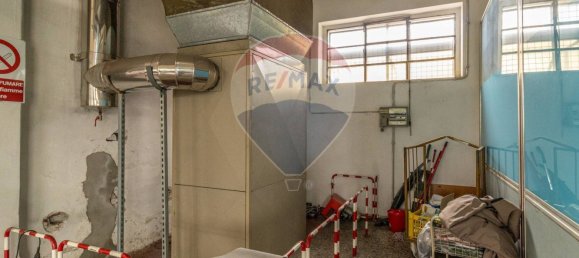 4 rooms Commercial property in Borgomanero, Italy No. 56284 17