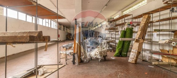 4 rooms Commercial property in Borgomanero, Italy No. 56284 10