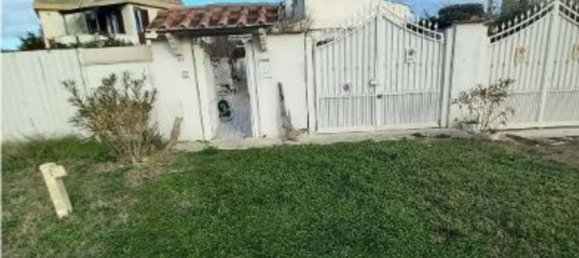 3-salle Appartement à Fiumicino, Italy No. 193564 4