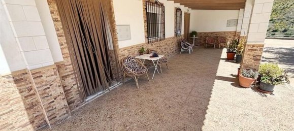 Дом с 8 спальнями в Альбокс, Испания № 161314 26