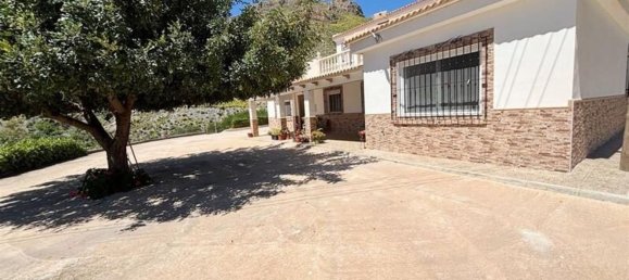 Дом с 8 спальнями в Альбокс, Испания № 161314 25