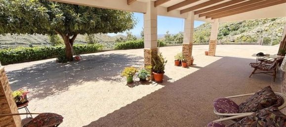 Дом с 8 спальнями в Альбокс, Испания № 161314 27