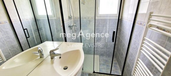 3 bedrooms House in Epernon, France No. 221598 5