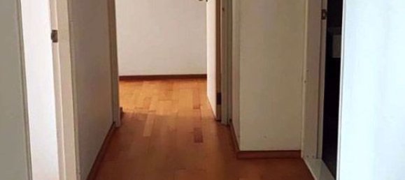 Apartamento com 2 quartos em condomínio em Khlong Toei, Thailand N.º 4729 3