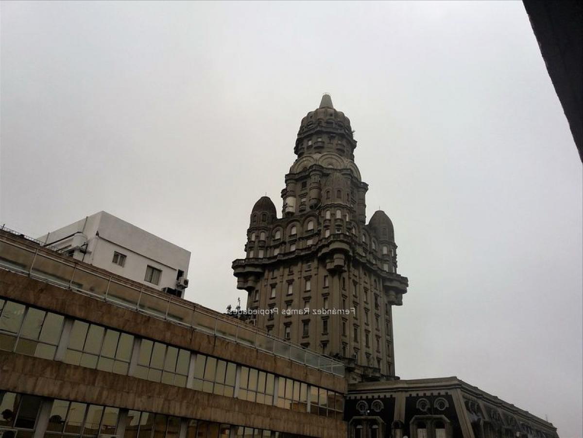 2 chambres Appartement à Montevideo, Uruguay No. 8955