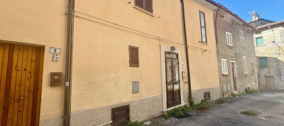 8 غرف نوم منزل في Gualdo Tadino, Italy رقم 373078 36