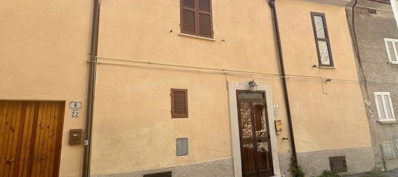 8 غرف نوم منزل في Gualdo Tadino, Italy رقم 373078 35