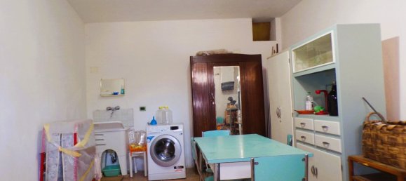 8 غرف نوم منزل في Gualdo Tadino, Italy رقم 373078 31