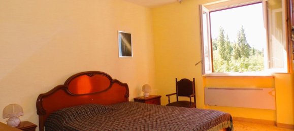 8 غرف نوم منزل في Gualdo Tadino, Italy رقم 373078 21