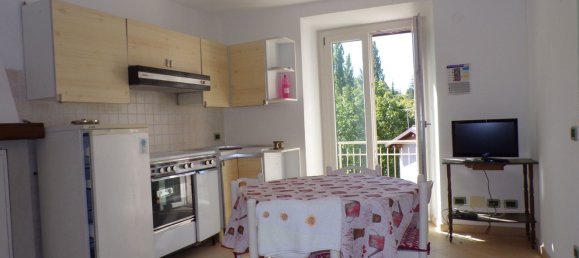 8 غرف نوم منزل في Gualdo Tadino, Italy رقم 373078 10