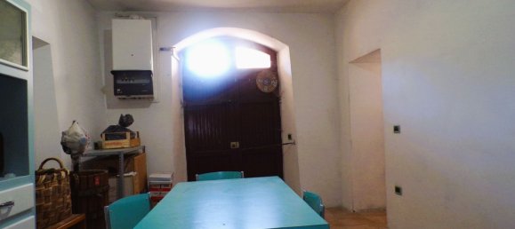 8 غرف نوم منزل في Gualdo Tadino, Italy رقم 373078 32