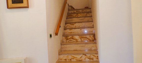 8 غرف نوم منزل في Gualdo Tadino, Italy رقم 373078 15