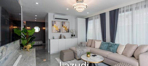 Villa de 5 dormitorios en Pattaya, Thailand No. 24419 8