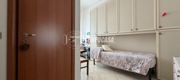 4 rooms Apartment in Naples, Italy No. 25213 5