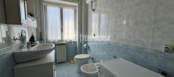 4 rooms Apartment in Naples, Italy No. 25213 9