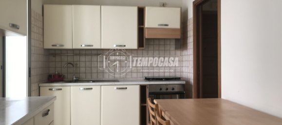 3 bedrooms Apartment in Messina, Italy No. 312586 5