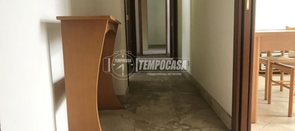 3 bedrooms Apartment in Messina, Italy No. 312586 8