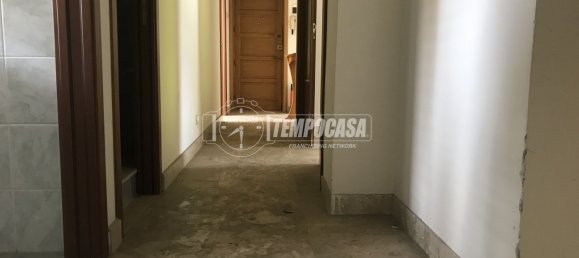 3 bedrooms Apartment in Messina, Italy No. 312586 7